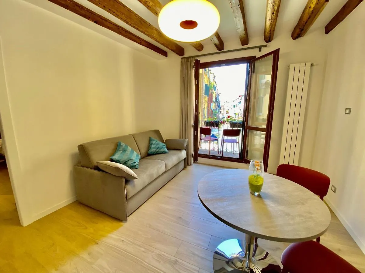 Suite House New Apartments Wi Fi Venice Island アパートホテル