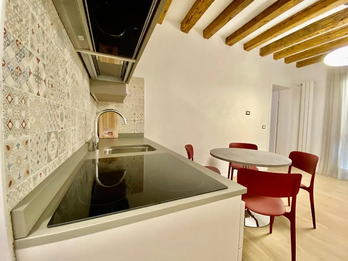 Suite House New Apartments Wi Fi Venice Island