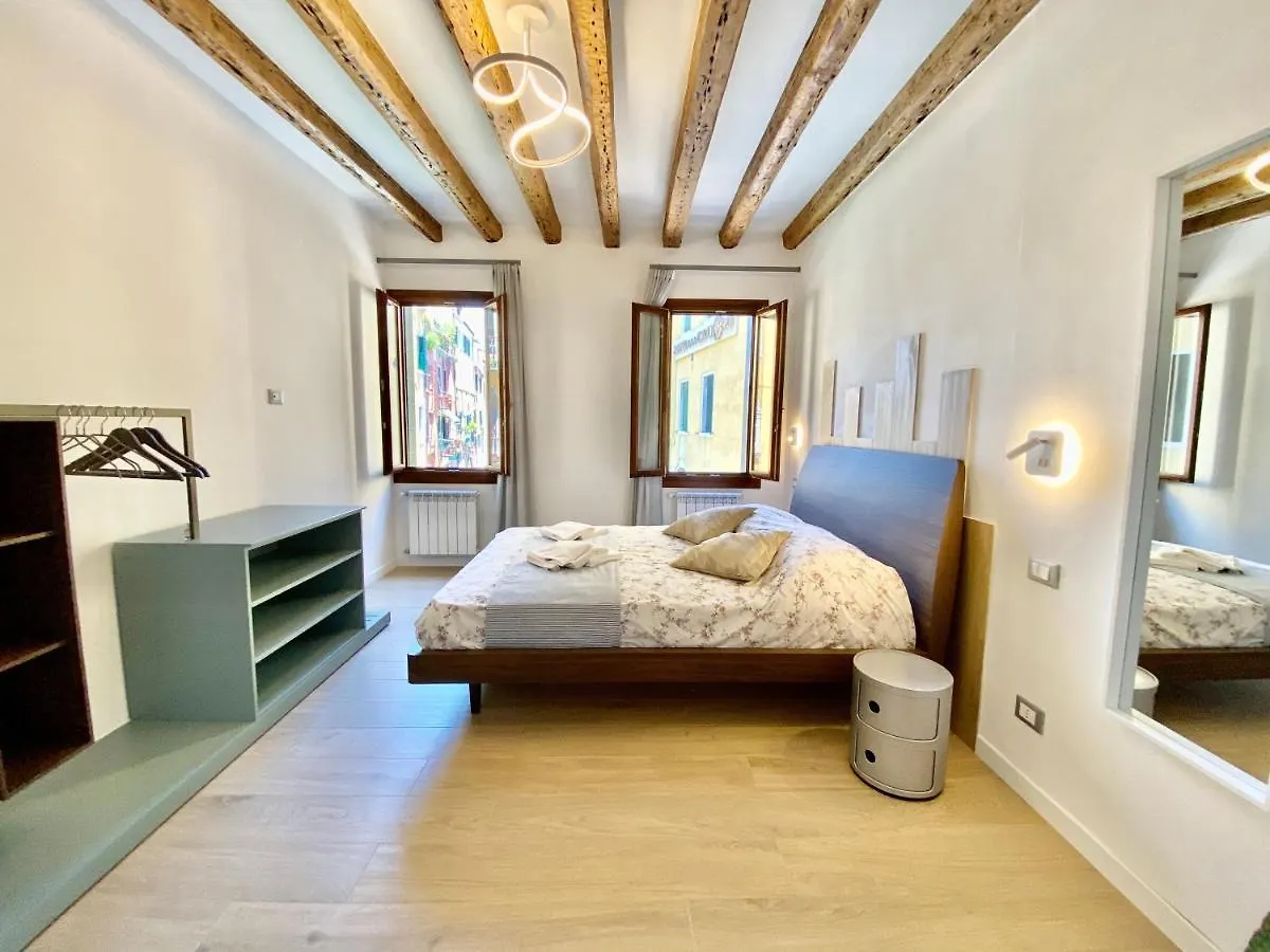Suite House New Apartments Wi Fi Venice Island