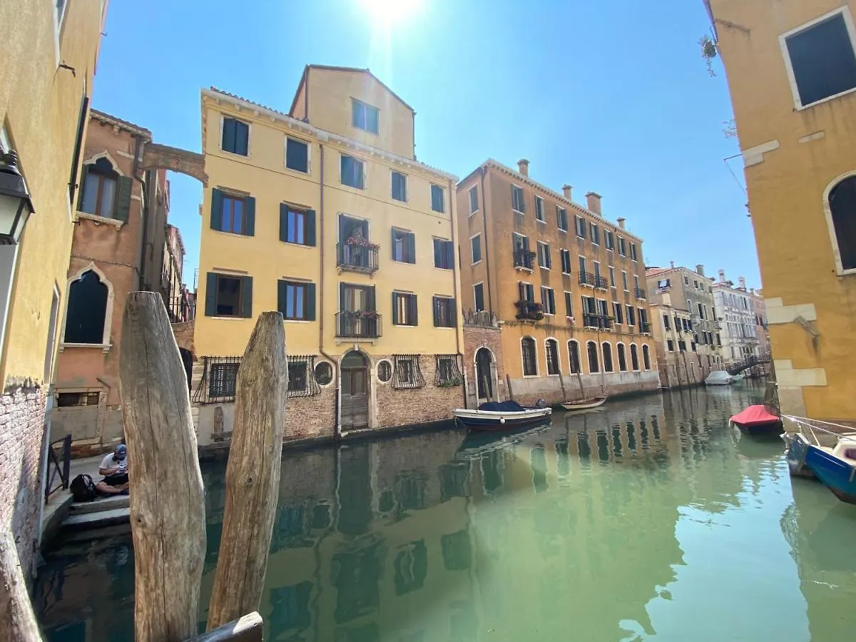 Suite House New Apartments Wi Fi Venice Island