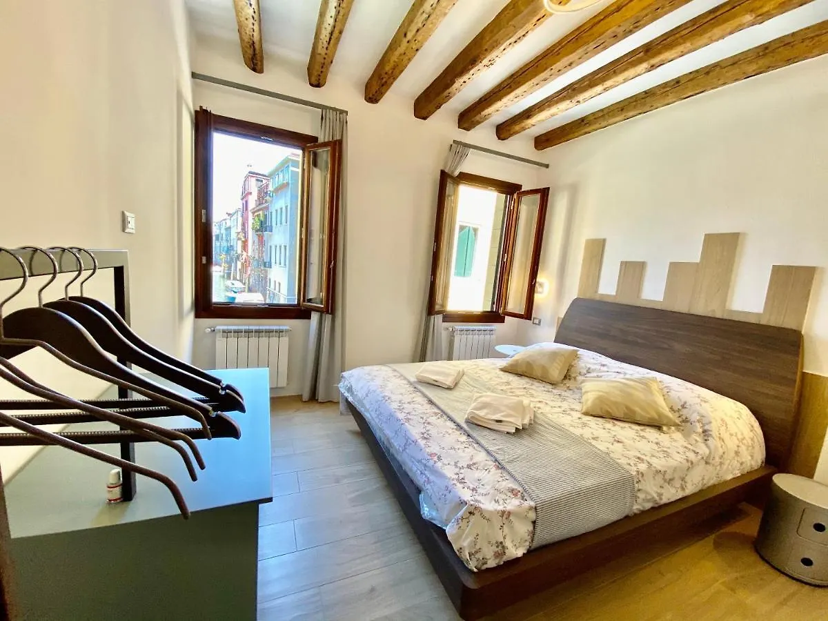 Suite House New Apartments Wi Fi Venice Island